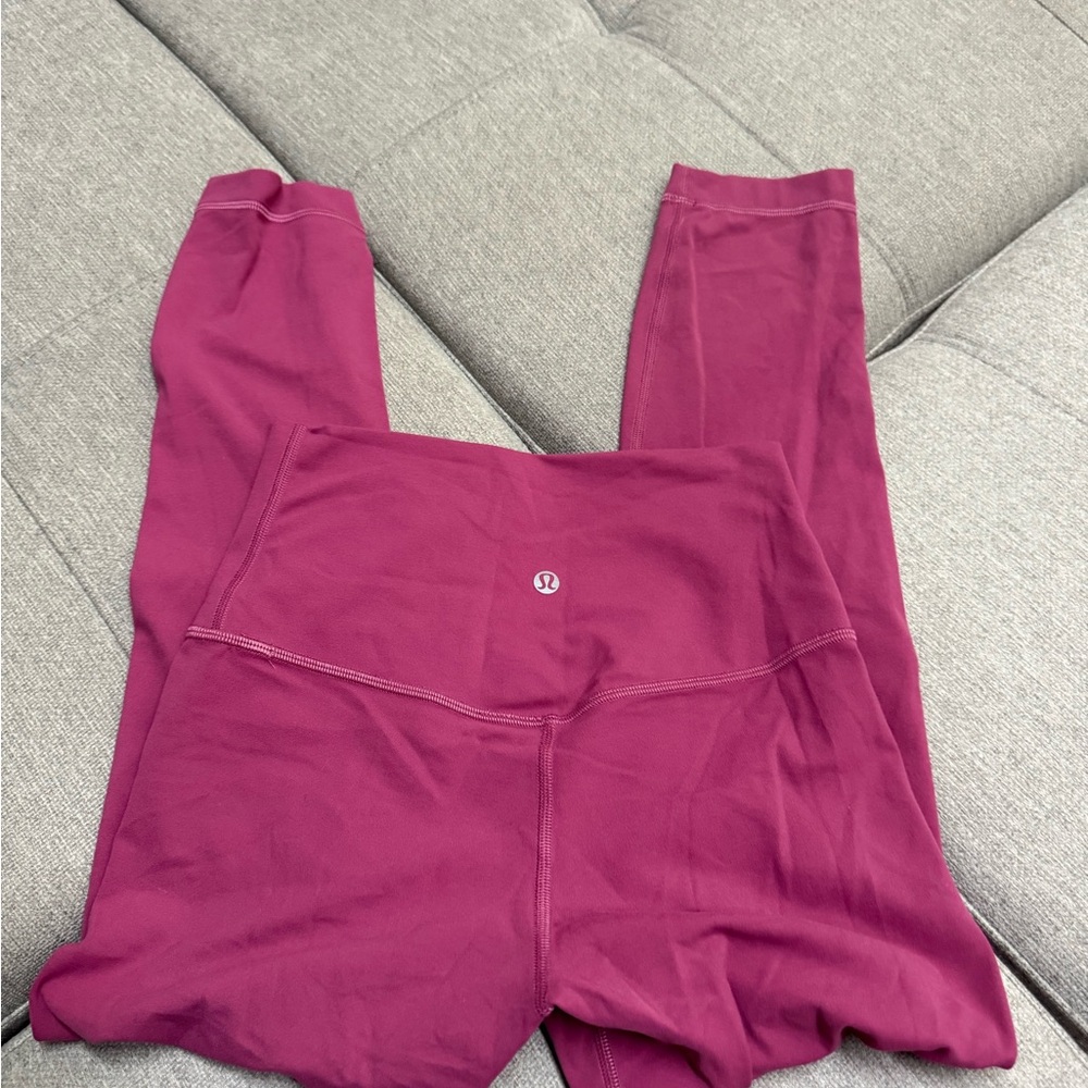 Align Crop 23"